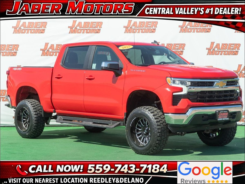 2025 CHEVROLET SILVERADO 1500 CREW CAB for sale in REEDLEY