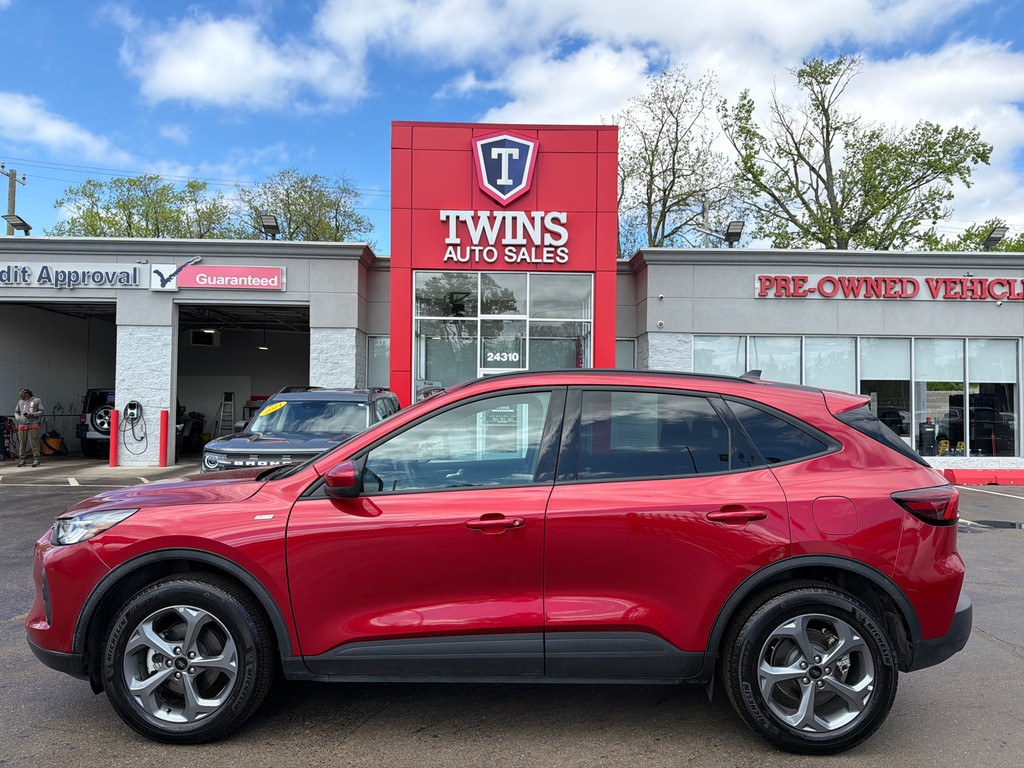 2025 FORD ESCAPE for sale in DETROIT