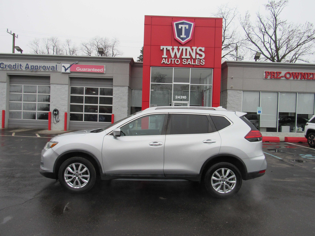 2017 NISSAN ROGUE for sale in DETROIT