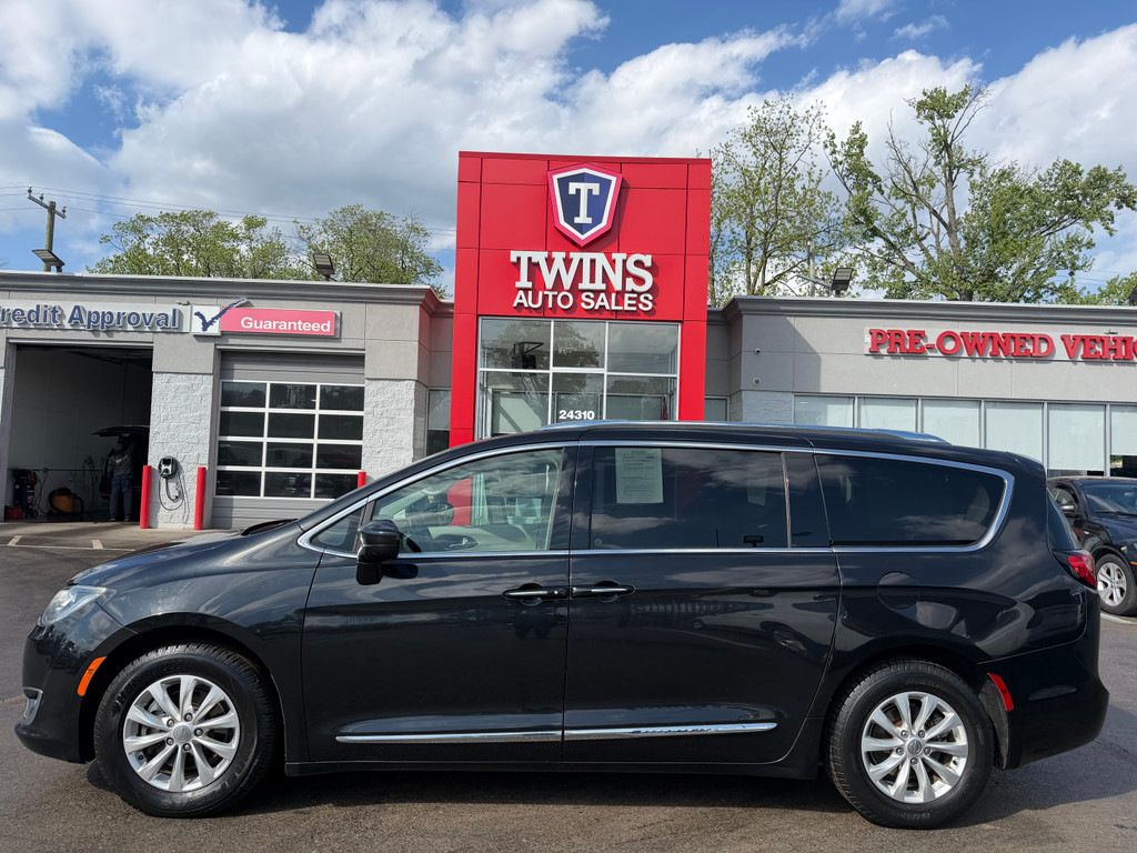 2018 CHRYSLER PACIFICA for sale in DETROIT