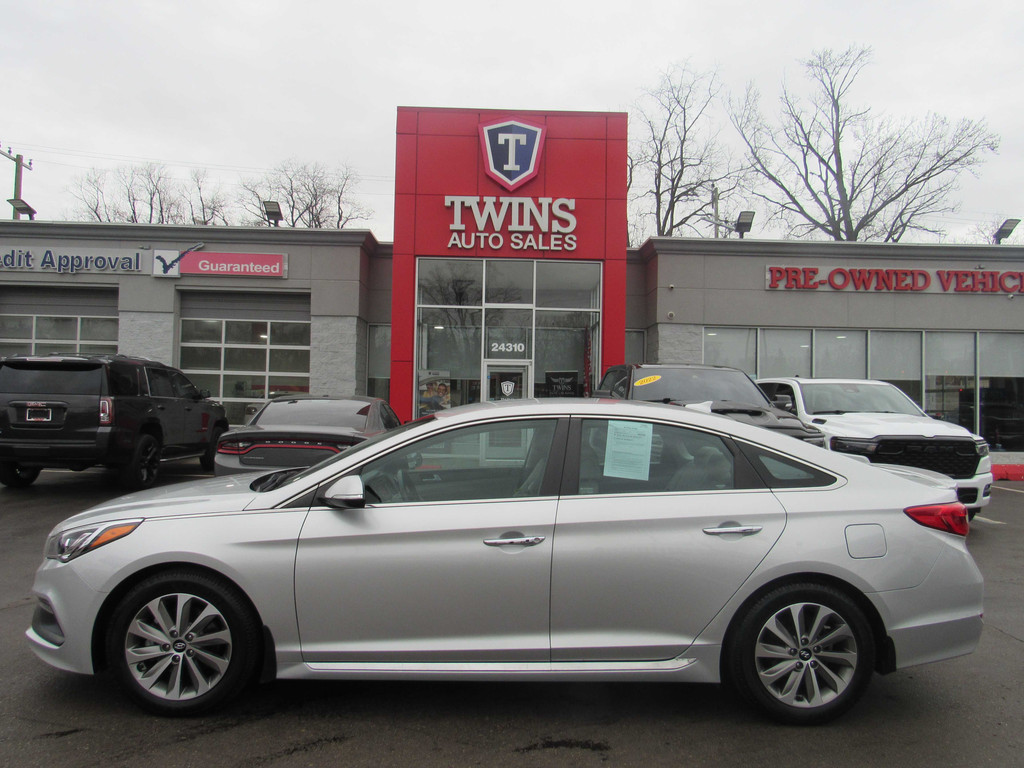 2015 HYUNDAI SONATA for sale in DETROIT