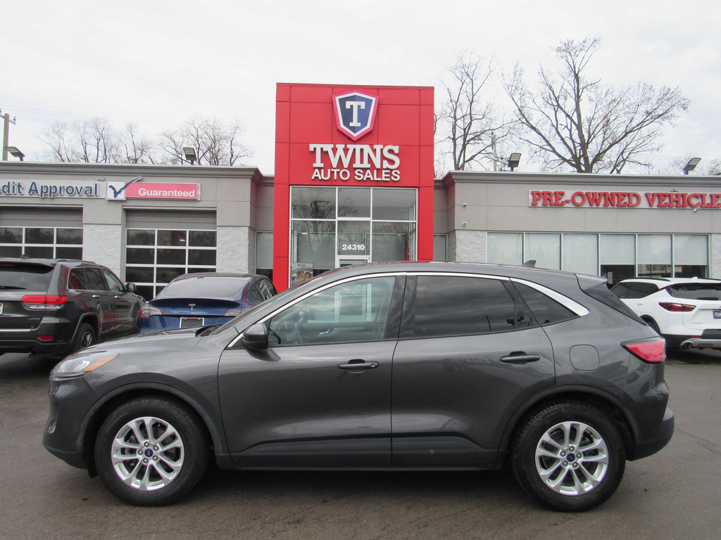 2020 FORD ESCAPE for sale in DETROIT