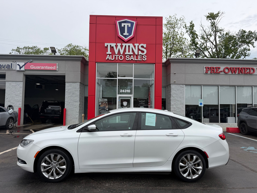 2015 CHRYSLER 200 for sale in DETROIT