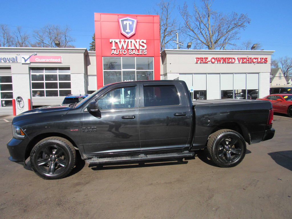 2018 RAM 1500 CREW CAB for sale in DETROIT