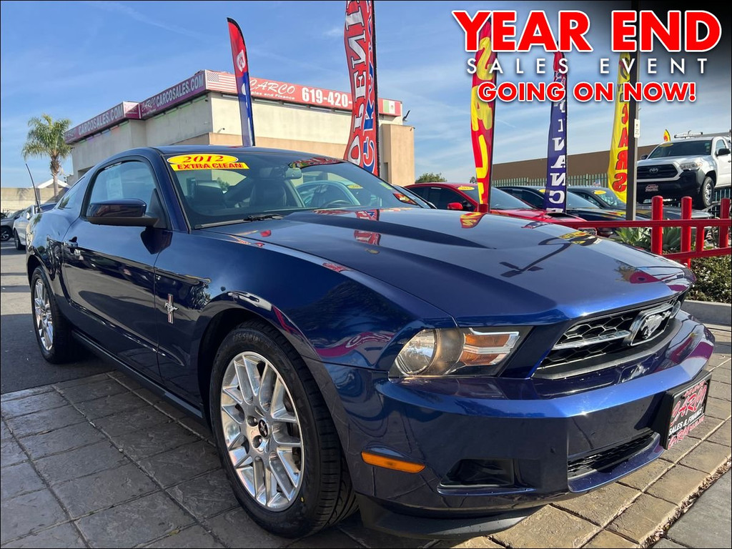 2012 Ford Mustang V6 Premium's photo