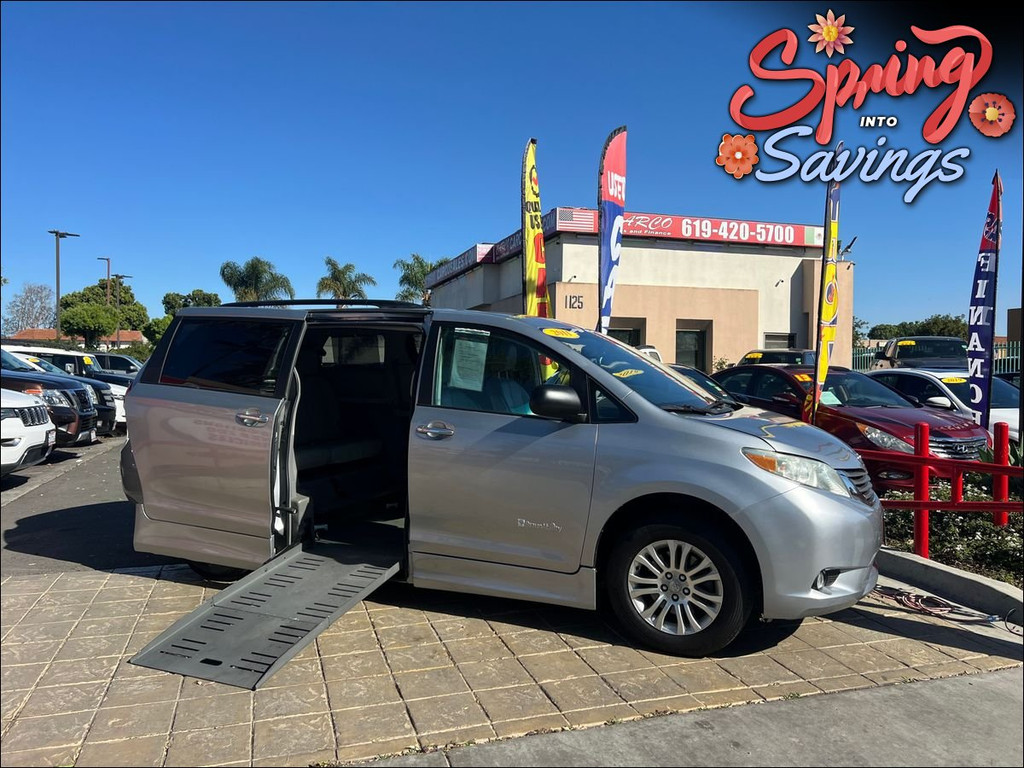 2011 TOYOTA SIENNA for sale in CHULA VISTA