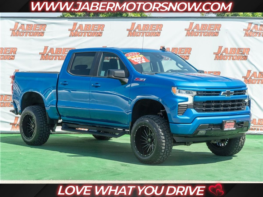 2022 CHEVROLET SILVERADO 1500 CREW CAB for sale in DELANO