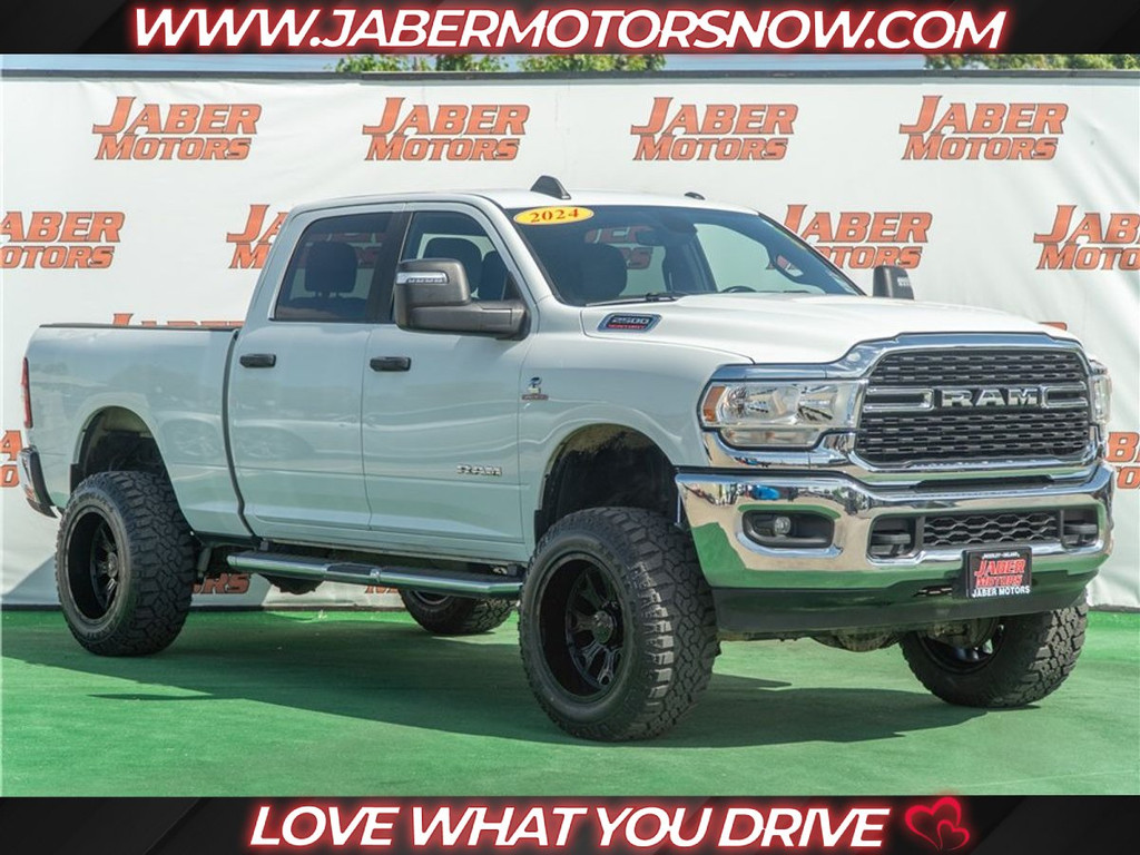 2024 RAM 2500 CREW CAB for sale in DELANO