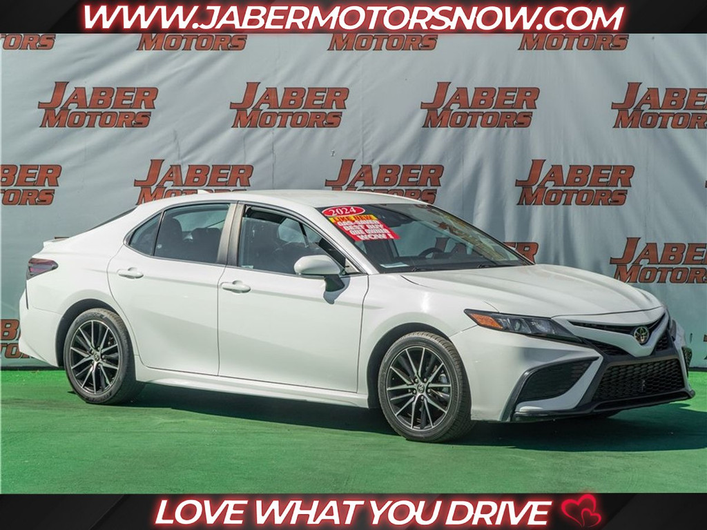 2024 TOYOTA CAMRY for sale in DELANO