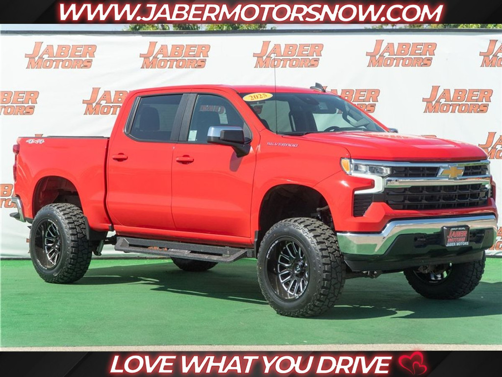2025 CHEVROLET SILVERADO 1500 CREW CAB for sale in DELANO