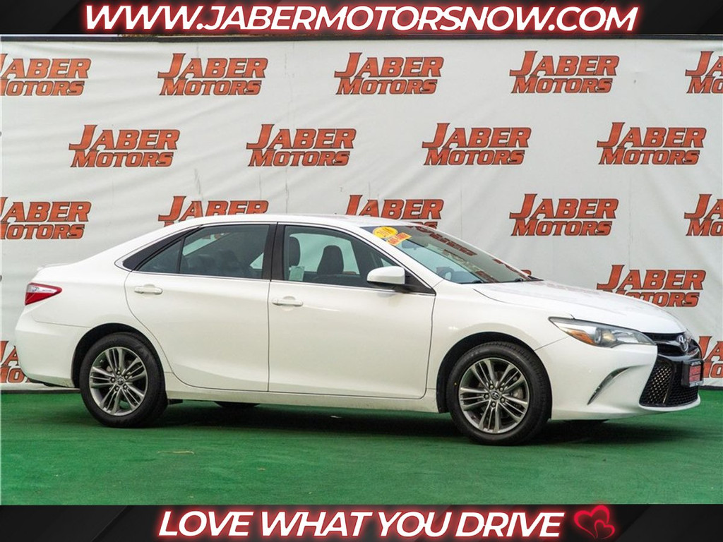 2016 TOYOTA CAMRY for sale in DELANO