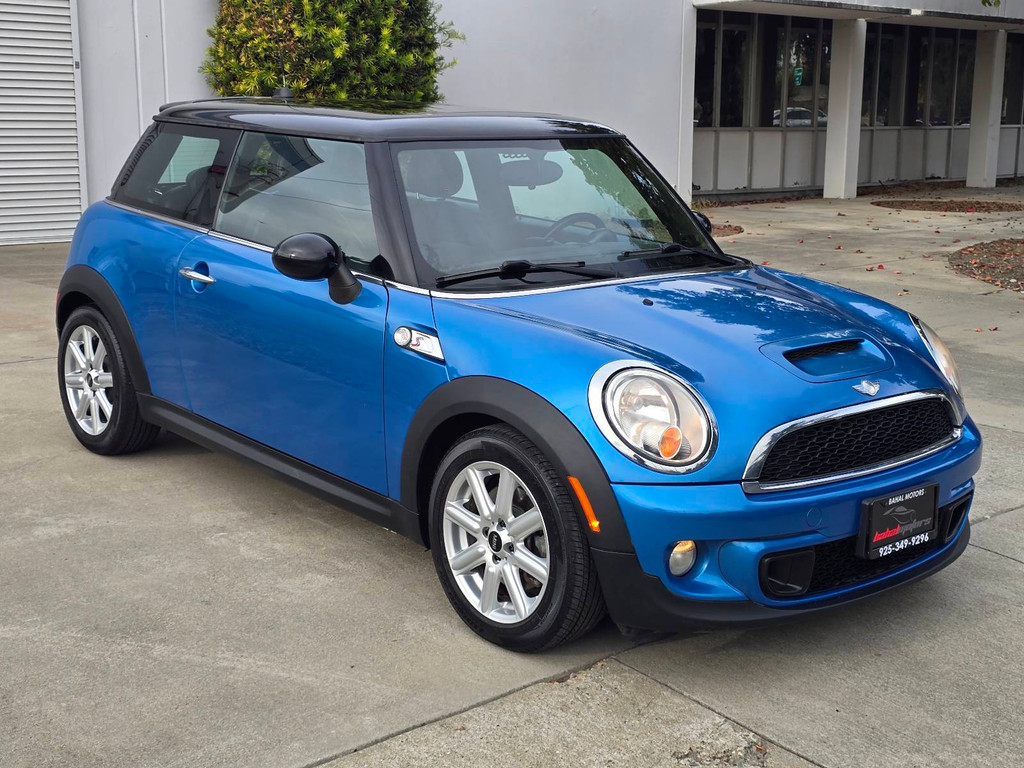 2012 MINI HARDTOP for sale in CONCORD