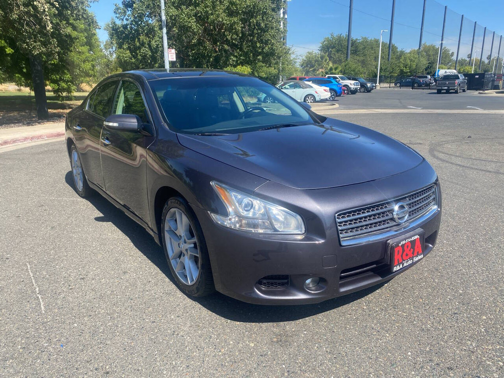2011 Nissan Maxima for sale in SACRAMENTO