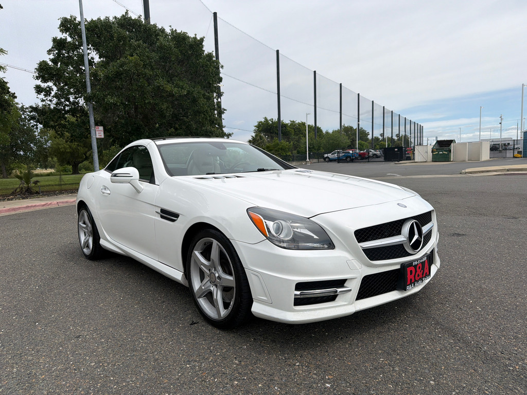 2016 MERCEDES-BENZ SLK for sale in SACRAMENTO