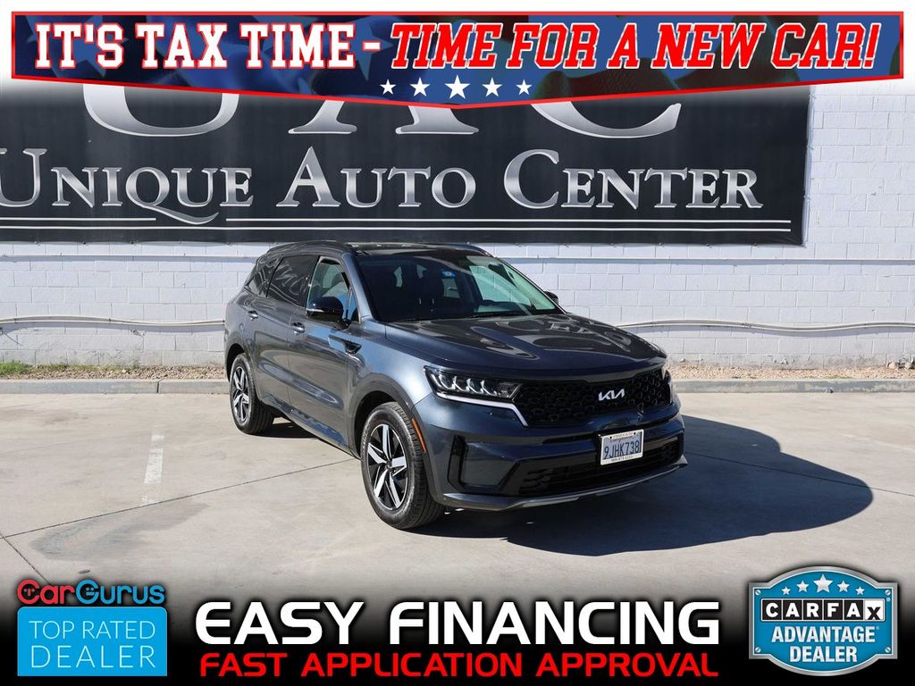 2023 KIA SORENTO for sale in BLOOMINGTON