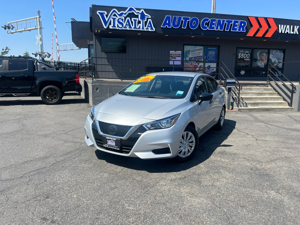 2020 NISSAN VERSA for sale in VISALIA