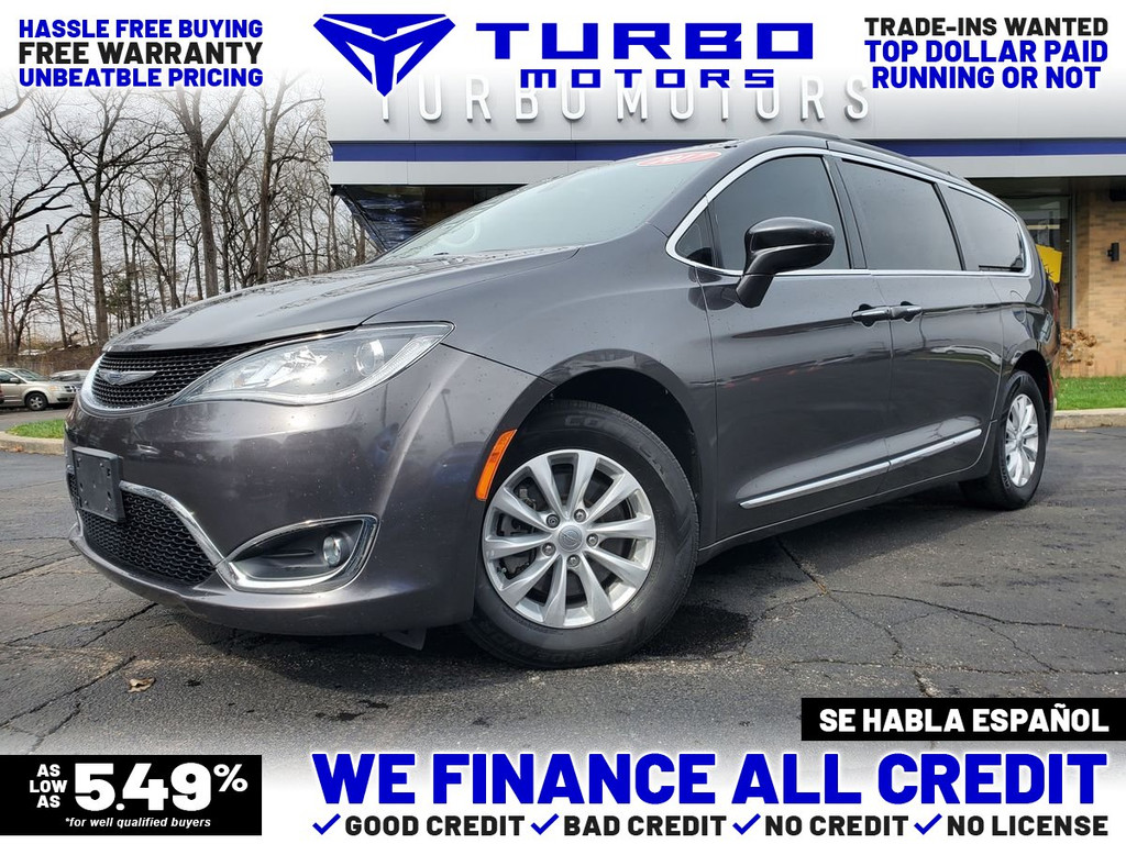 2017 CHRYSLER PACIFICA for sale in TAYLOR