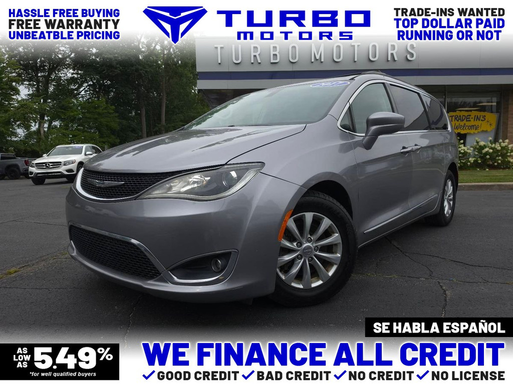 2017 CHRYSLER PACIFICA for sale in TAYLOR