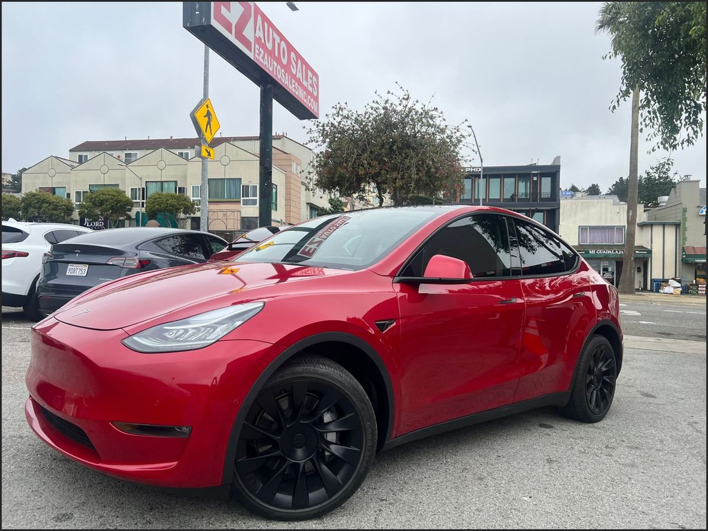2022 Tesla Model Y Long Range's photo