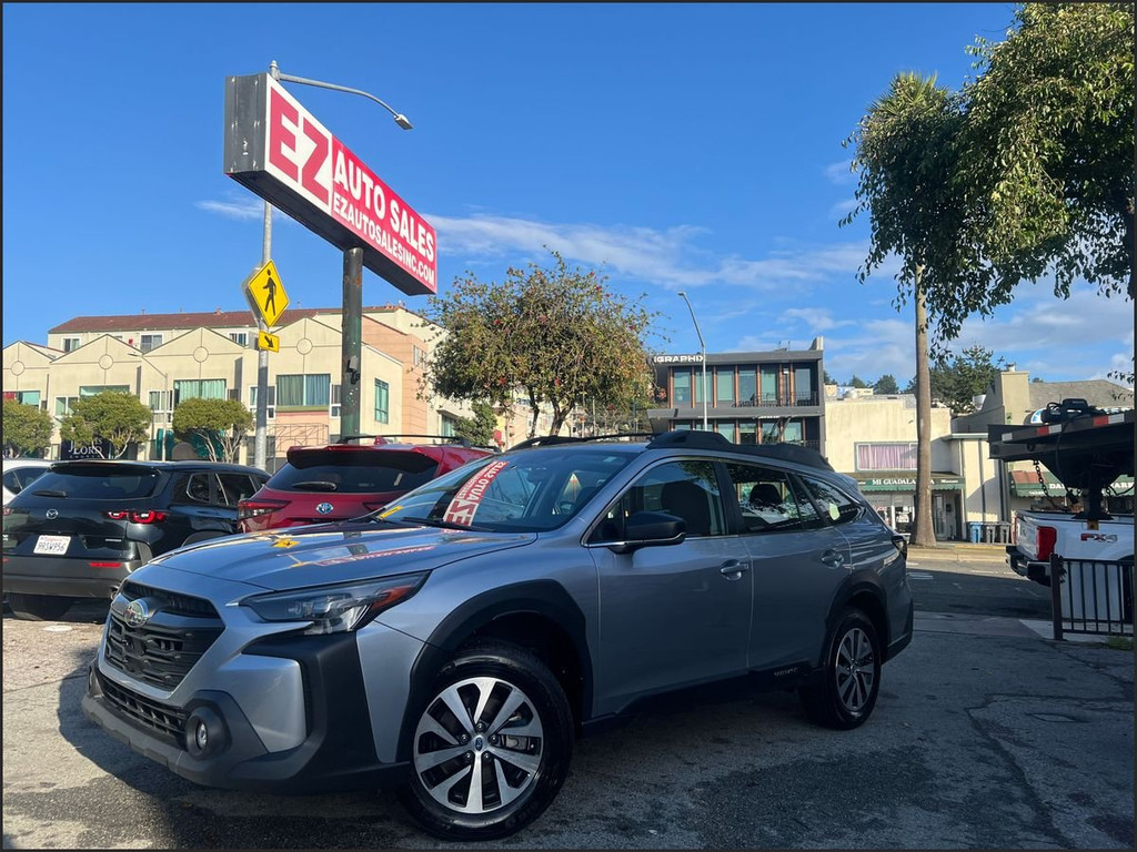 2023 Subaru Outback Base