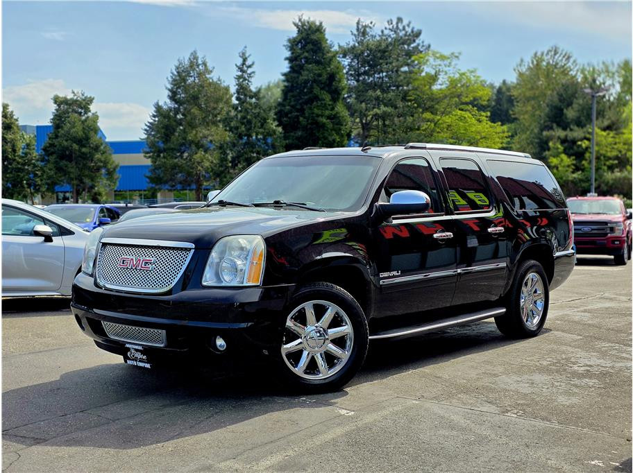 2010 GMC YUKON XL 1500 for sale in KENT