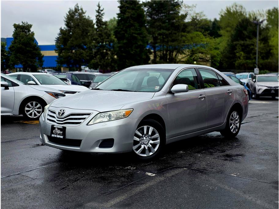 2011 TOYOTA CAMRY for sale in KENT