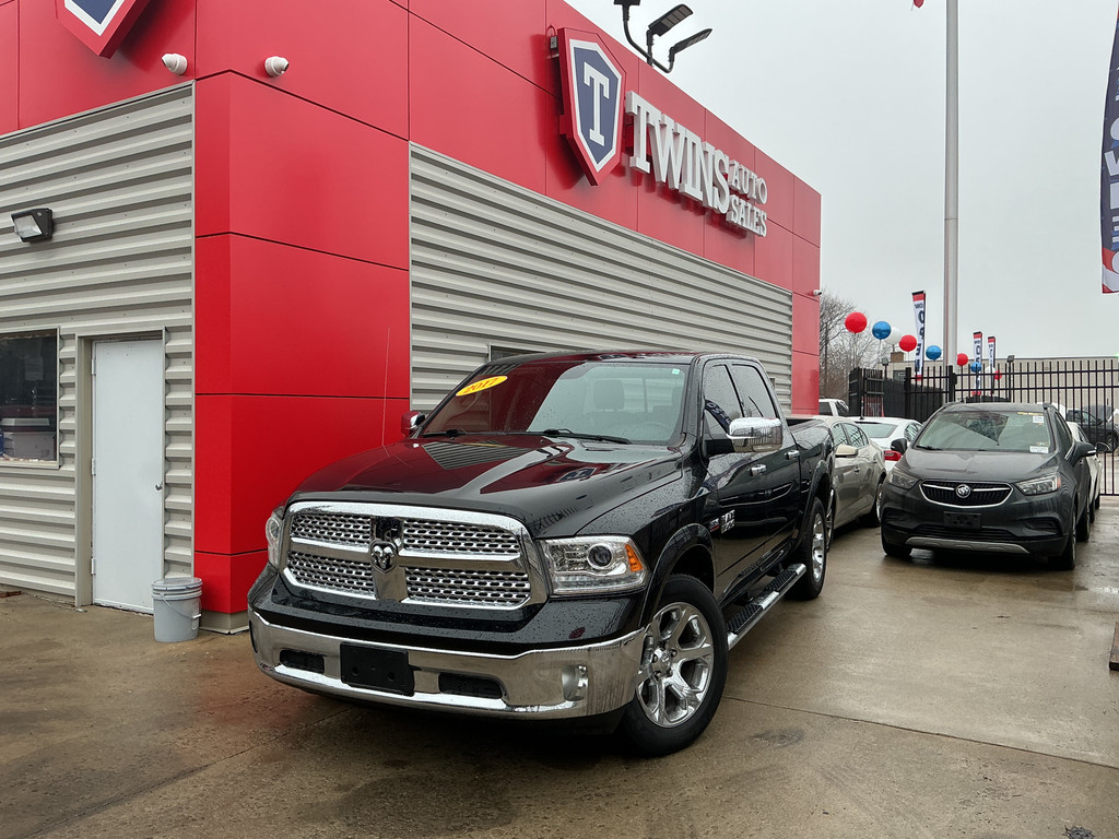2017 RAM 1500 CREW CAB for sale in DETROIT