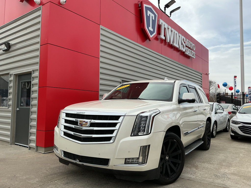 2015 CADILLAC ESCALADE for sale in DETROIT