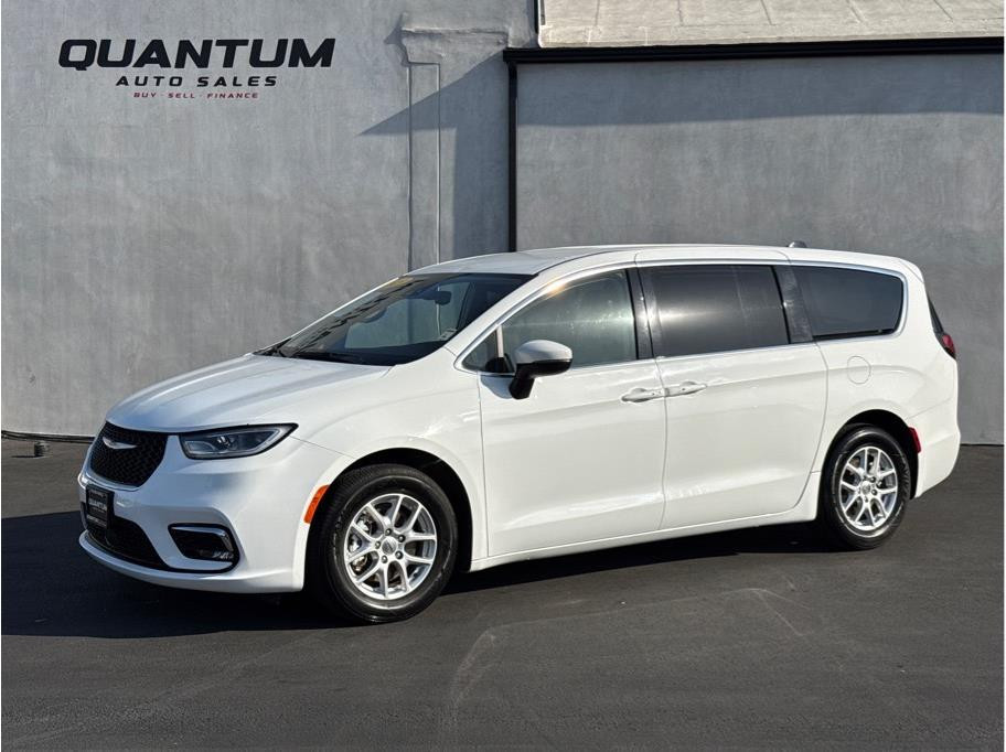 2023 CHRYSLER PACIFICA for sale in INDIO