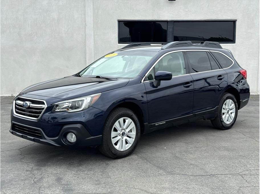 2018 SUBARU OUTBACK for sale in INDIO
