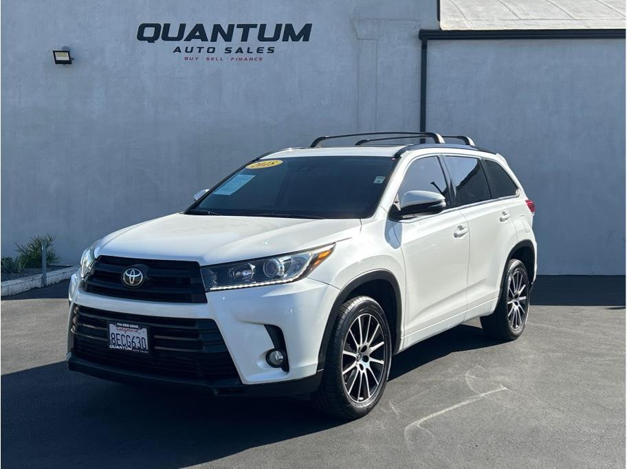 2018 TOYOTA HIGHLANDER for sale in INDIO