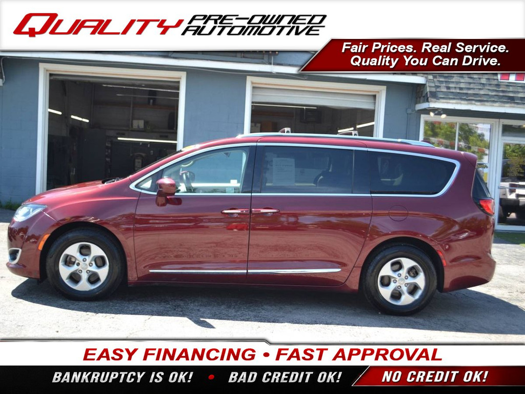 2017 CHRYSLER PACIFICA for sale in CUBA