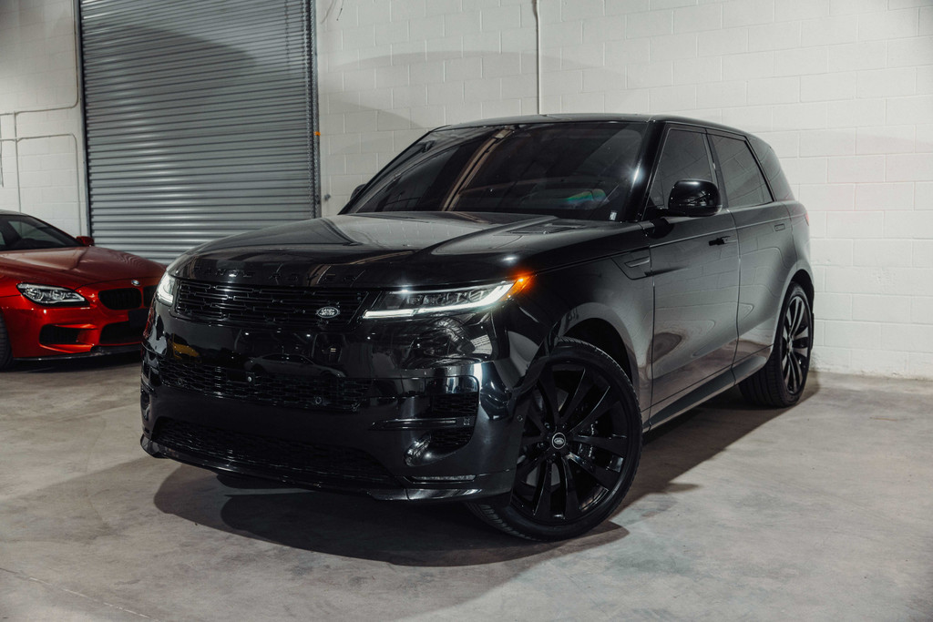 2023 LAND ROVER RANGE ROVER SPORT for sale in BURBANK