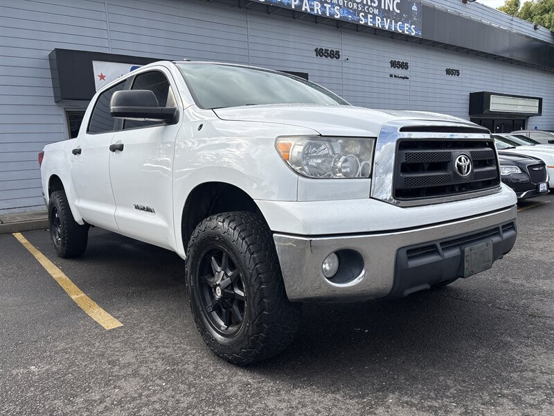 2013 TOYOTA TUNDRA CREWMAX for sale in MILWAUKIE