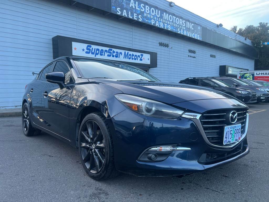 2018 MAZDA MAZDA3 for sale in MILWAUKIE