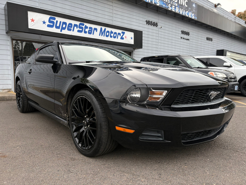 2011 FORD MUSTANG for sale in MILWAUKIE