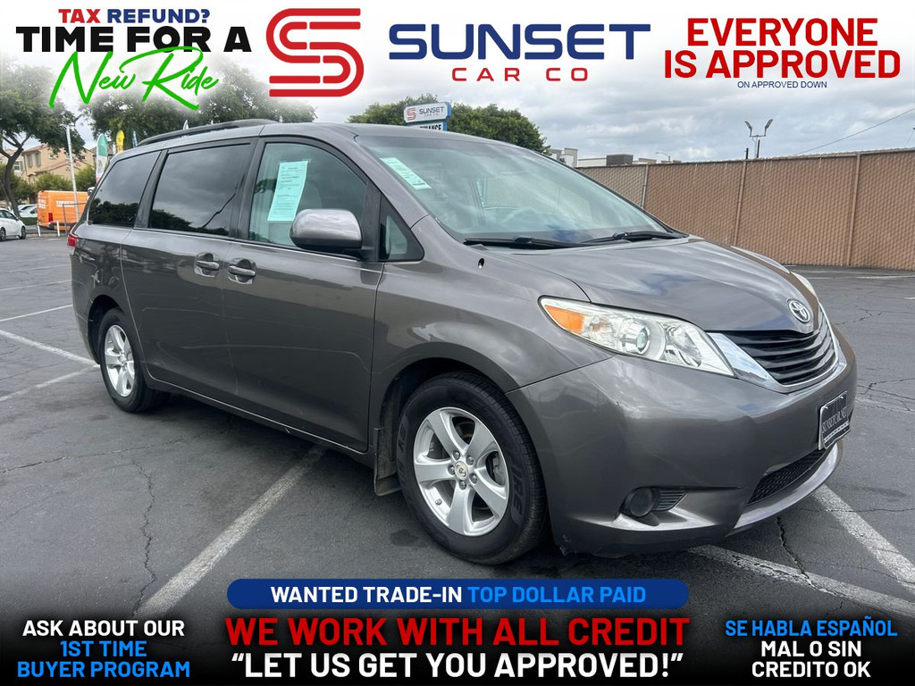 2012 TOYOTA SIENNA for sale in SANTA ANA