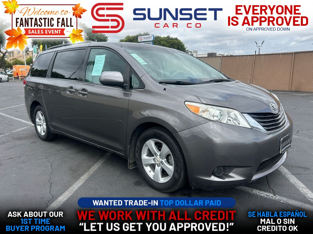 2012 TOYOTA SIENNA for sale in SANTA ANA