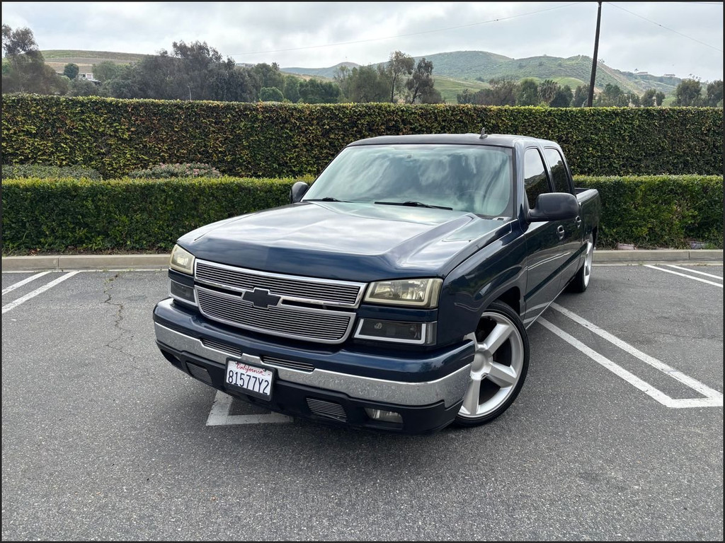 2007 CHEVROLET SILVERADO (CLASSIC) 1500 CREW CAB for sale in SAN JUAN CAPISTRANO