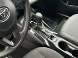 White, 2022 TOYOTA COROLLA Thumnail Image 17