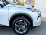 Brilliant Silver Metallic, 2024 NISSAN ROGUE Thumnail Image 3