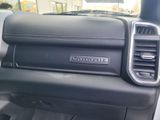 Bright White Clearcoat, 2023 RAM 1500 Thumnail Image 25