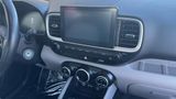 Shimmering Silver, 2023 HYUNDAI VENUE Thumnail Image 21