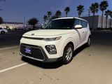 WHITE, 2021 KIA SOUL Thumnail Image 1