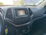 2015 JEEP CHEROKEE Thumnail Image 10