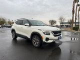 WHITE, 2021 KIA SELTOS Thumnail Image 8