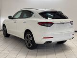 WHITE, 2022 MASERATI LEVANTE Thumnail Image 6