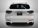 WHITE, 2022 MASERATI LEVANTE/RED INTERIOR/VENTILATED SEATS/BLACK WHEELS Thumnail Image 5