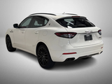 WHITE, 2022 MASERATI LEVANTE/RED INTERIOR/VENTILATED SEATS/BLACK WHEELS Thumnail Image 6