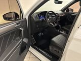 WHITE, 2022 VOLKSWAGEN TIGUAN SE/R LINE/BLACK OUT WHEELS/PANO ROOF Thumnail Image 7